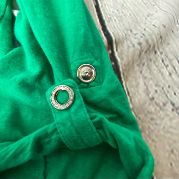 Chico’s size 2 Green too long sleeve or button short sleeve with snap button - Picture 7 of 9